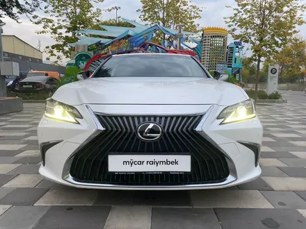 Lexus ES 250 2018 года за 20 700 000 тг. в Алматы – фото 10