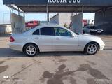 Mercedes-Benz E 200 2004 года за 3 500 000 тг. в Тараз – фото 3