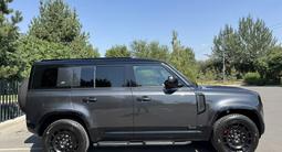 Land Rover Defender 2024 года за 64 000 000 тг. в Алматы – фото 2