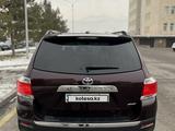 Toyota Highlander 2013 годаfor14 000 000 тг. в Алматы – фото 5