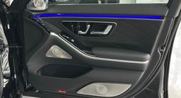Mercedes-Maybach S 580 4MATIC 2025 годаүшін140 545 000 тг. в Алматы – фото 4