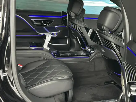 Mercedes-Maybach S 580 4MATIC 2025 года за 148 925 000 тг. в Алматы – фото 5