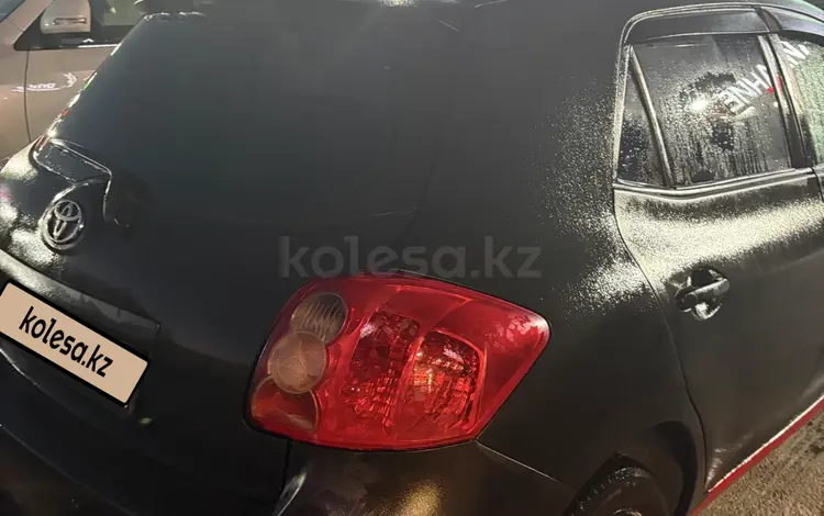 Toyota Auris 2007 года за 2 500 000 тг. в Алматы