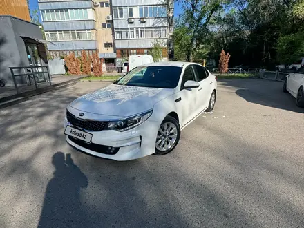 Kia Optima 2017 года за 9 300 000 тг. в Алматы – фото 2