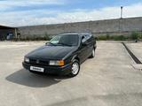Volkswagen Passat 1992 годаүшін1 400 000 тг. в Алматы