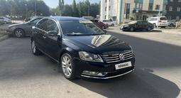 Volkswagen Passat 2014 годаfor4 800 000 тг. в Алматы – фото 2