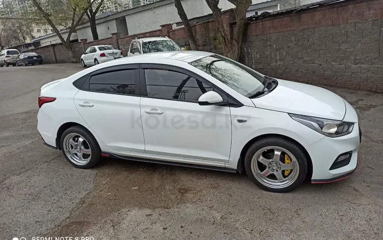 Hyundai Accent 2019 года за 7 500 000 тг. в Алматы