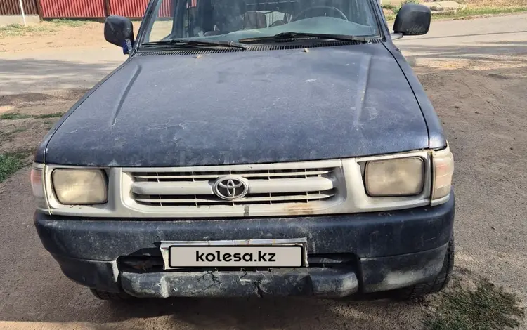 Toyota Hilux 1997 года за 3 500 000 тг. в Сарыозек