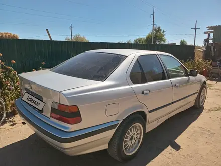 BMW 318 1992 года за 1 000 000 тг. в Уштобе – фото 3