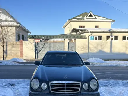 Mercedes-Benz E 320 1999 года за 3 500 000 тг. в Сарыагаш