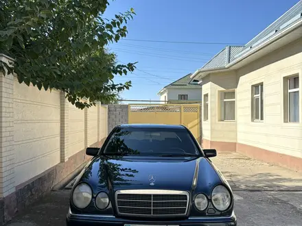 Mercedes-Benz E 320 1999 года за 3 500 000 тг. в Сарыагаш – фото 7