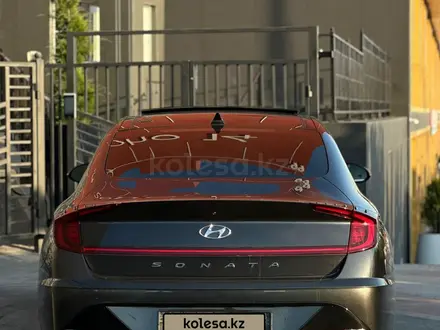 Hyundai Sonata 2019 года за 10 300 000 тг. в Актау – фото 4