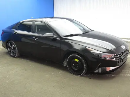 Hyundai Elantra 2021 года за 8 330 400 тг. в Актобе – фото 5