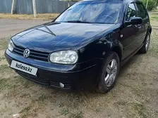Volkswagen Golf, 2001