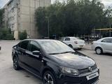 Volkswagen Polo 2013 года за 3 300 000 тг. в Алматы – фото 2