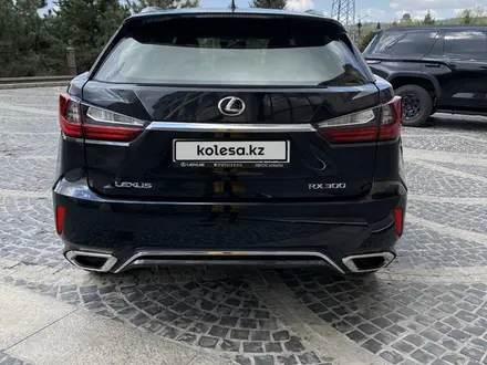 Lexus RX 200t 2019 года за 23 500 000 тг. в Алматы – фото 3