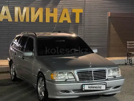 Mercedes-Benz C 230 1998 года за 3 300 000 тг. в Шымкент – фото 3