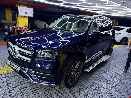 Mercedes-Benz GLS 450 2023 года за 57 900 000 тг. в Астана – фото 19