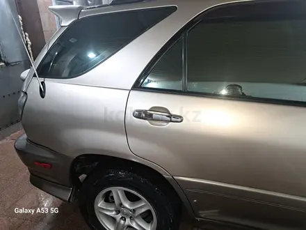 Lexus RX 300 2001 года за 6 690 000 тг. в Алматы – фото 26