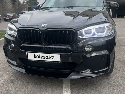 BMW X5 2016 года за 28 000 000 тг. в Алматы – фото 2