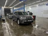 Toyota Highlander 2016 годаүшін14 000 000 тг. в Петропавловск
