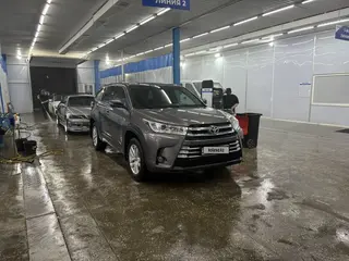 Toyota Highlander, 2016