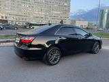 Toyota Camry 2015 годаfor11 500 000 тг. в Астана – фото 4