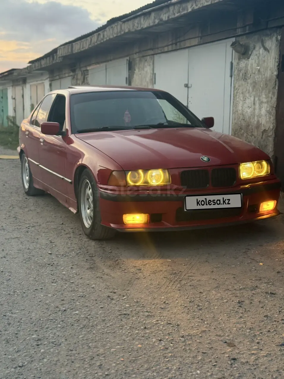 BMW 3 Series, 1992