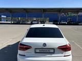 Volkswagen Passat 2016 года за 5 500 000 тг. в Шымкент – фото 4