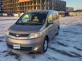 Nissan Serena 2007 годаүшін4 000 000 тг. в Атырау