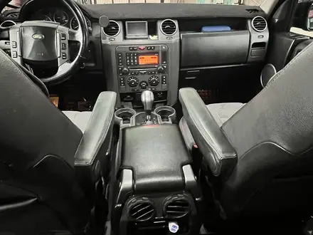 Land Rover Discovery 2006 года за 8 500 000 тг. в Алматы – фото 6