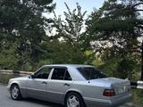 Mercedes-Benz E 320 1992 года за 1 500 000 тг. в Алматы