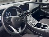 Hyundai Santa Fe 2022 года за 15 000 000 тг. в Атырау – фото 4
