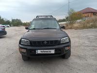 Toyota RAV4 1999 годаfor3 500 000 тг. в Алматы