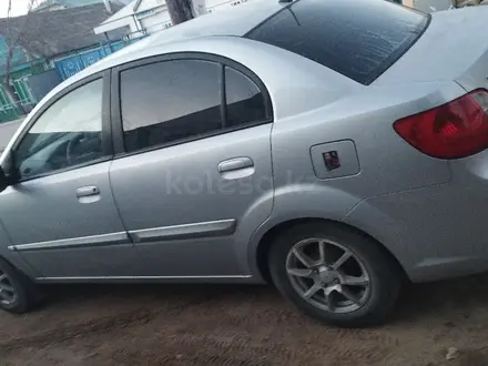 Kia Rio 2010 года за 3 907 142 тг. в Актобе – фото 4