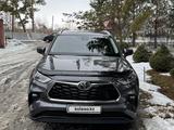 Toyota Highlander 2022 годаүшін25 500 000 тг. в Талдыкорган – фото 5
