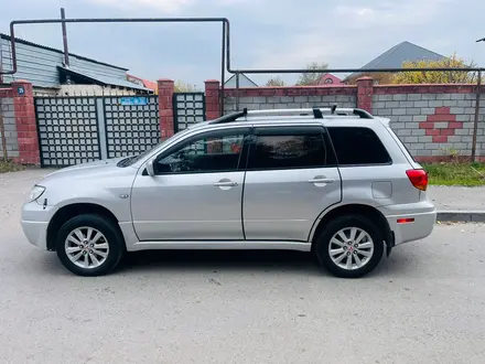 Mitsubishi Outlander 2003 года за 3 600 000 тг. в Алматы – фото 2