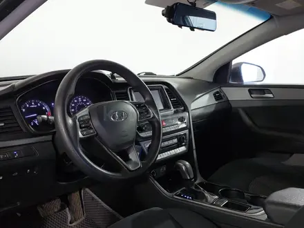 Hyundai Sonata 2018 года за 5 960 000 тг. в Шымкент – фото 12