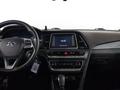 Hyundai Sonata 2018 года за 5 960 000 тг. в Шымкент – фото 14