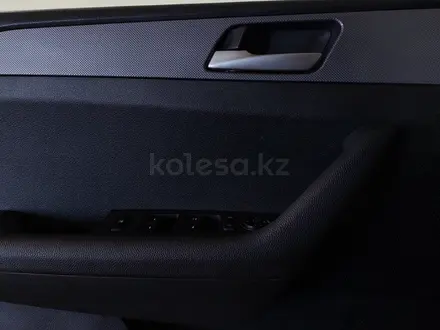 Hyundai Sonata 2018 года за 5 960 000 тг. в Шымкент – фото 24