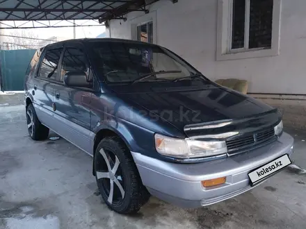 Mitsubishi Chariot 1994 года за 1 490 000 тг. в Алматы – фото 3