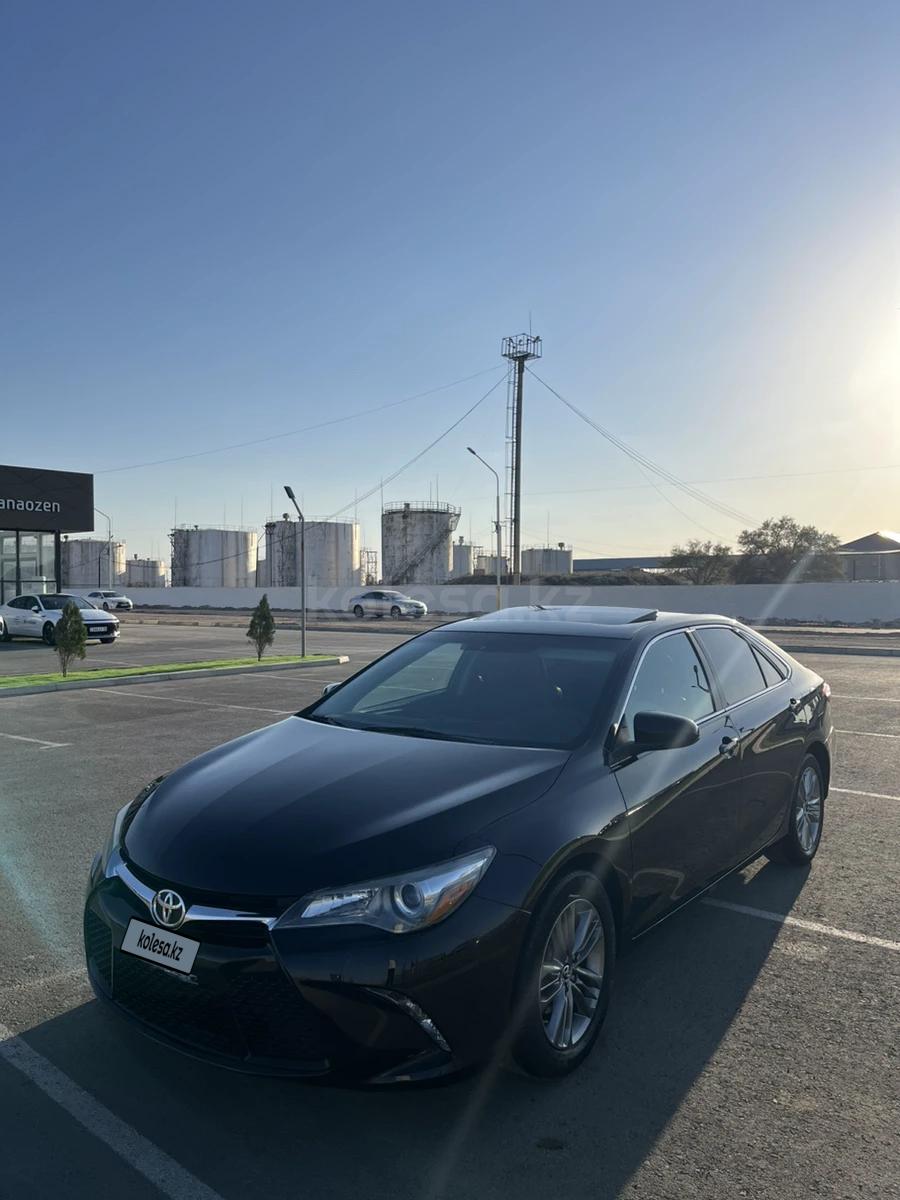 Toyota Camry 2015 г.