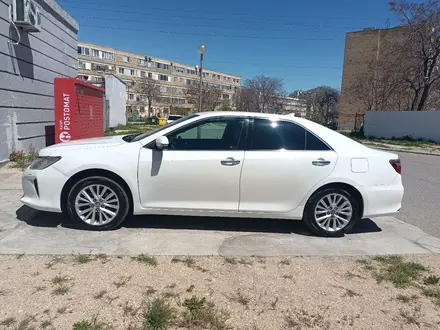 Toyota Camry 2015 года за 11 200 000 тг. в Актау – фото 3