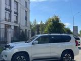 Toyota Land Cruiser Prado 2022 года за 26 500 000 тг. в Караганда – фото 2