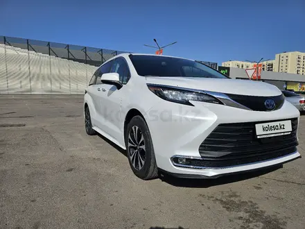 Toyota Sienna 2022 года за 25 555 555 тг. в Алматы – фото 9