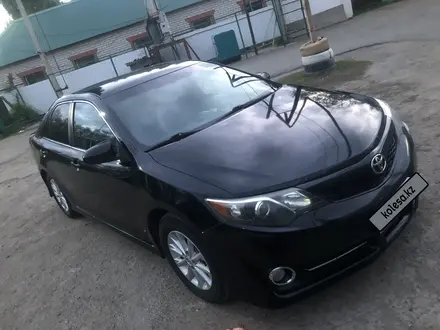 Toyota Camry 2012 года за 7 800 000 тг. в Уральск – фото 2