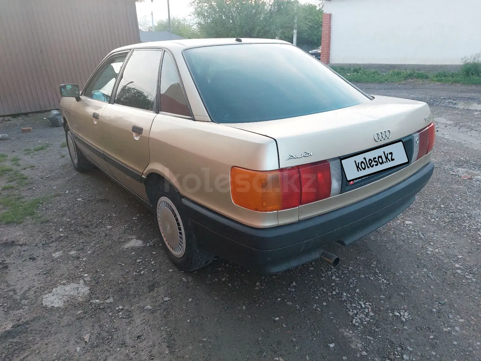 Audi 80, 1990