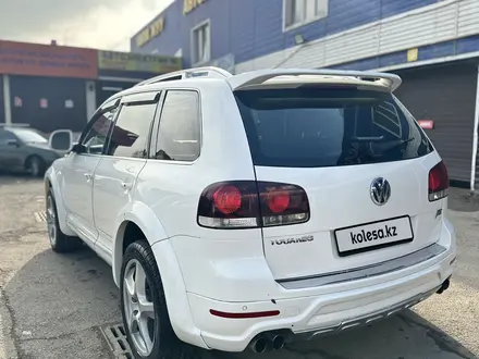 Volkswagen Touareg 2007 года за 6 800 000 тг. в Алматы – фото 17