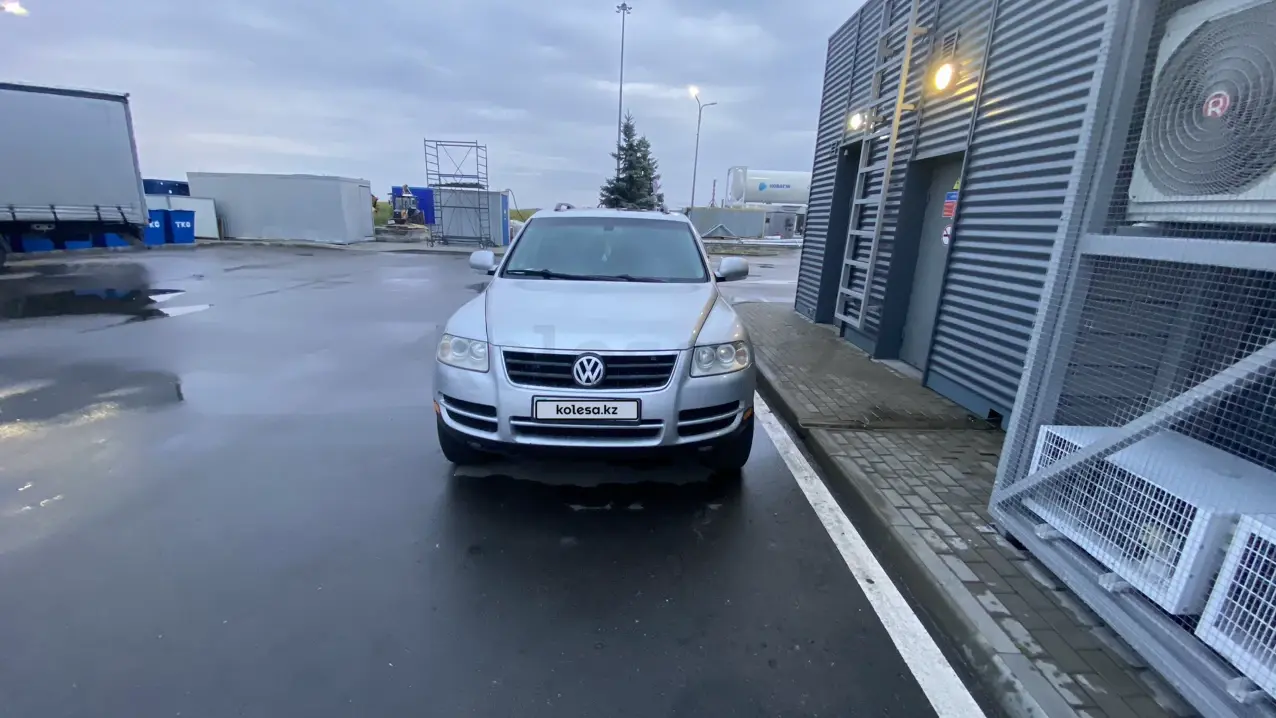 Volkswagen Touareg, 2004