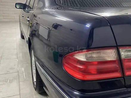 Mercedes-Benz E 280 2001 года за 4 300 000 тг. в Актобе – фото 21